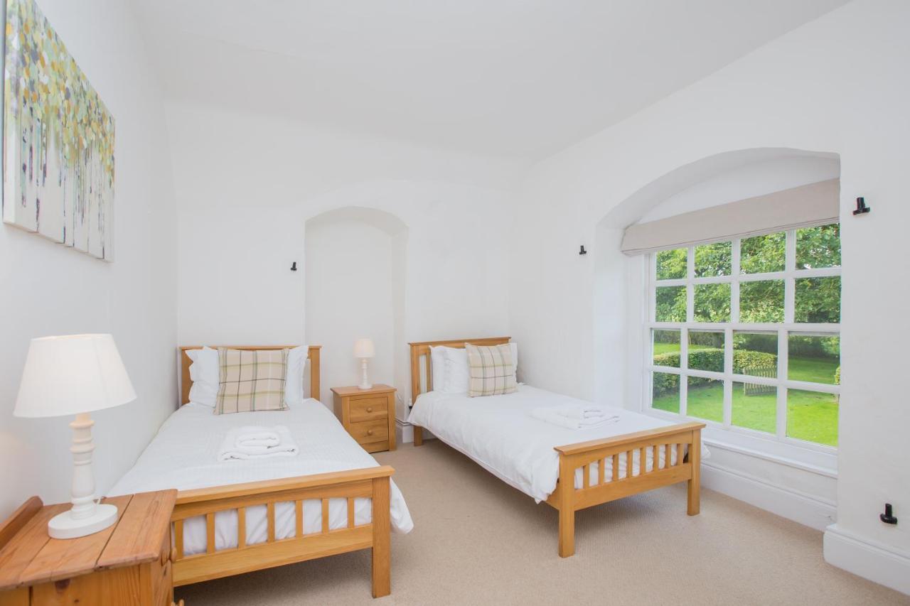 Kingston Estate Villa Staverton  Kültér fotó